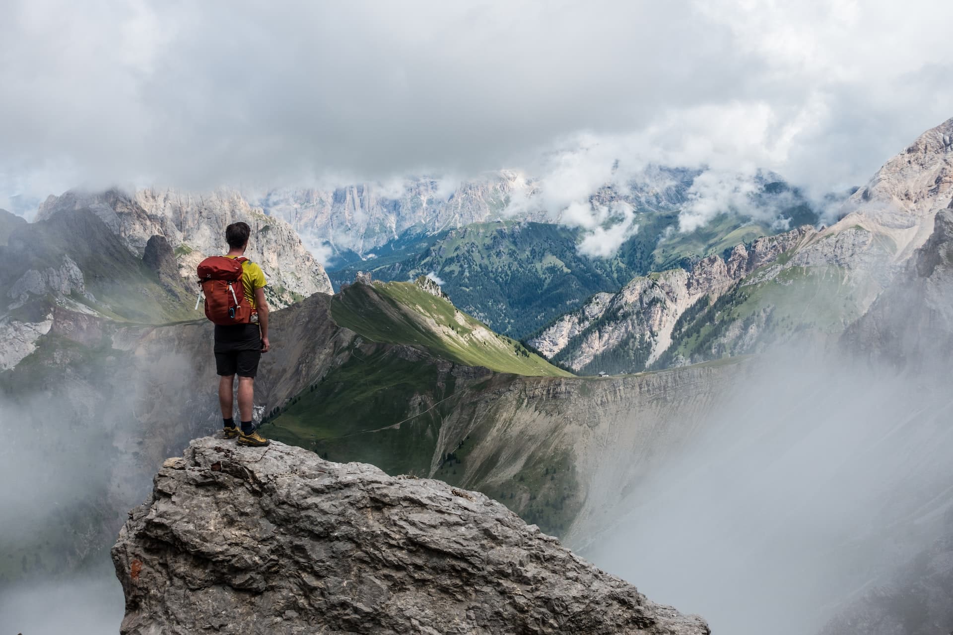 faire montagne